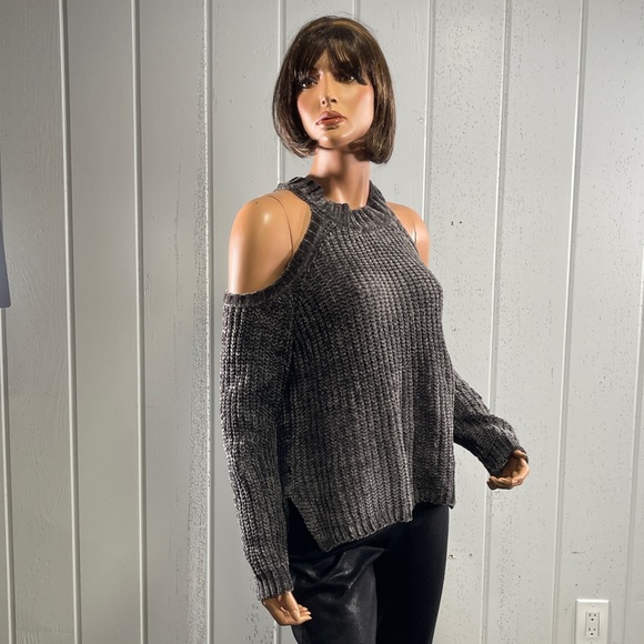 *Adam Levine Women’s Charcoal Knitted Open Shoulder Sweater Sz L - Picture 7 of 9